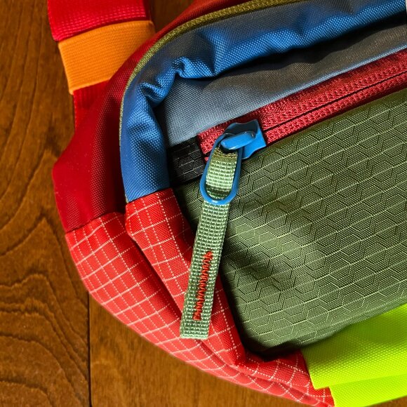 Cotopaxi Kapai 3L Hip Pack green blue red NWT - Picture 4 of 11